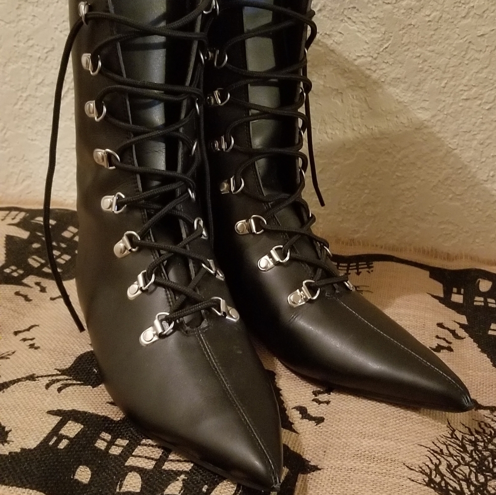 Goth lace up winklepickers